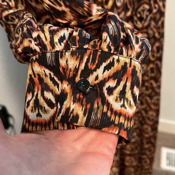 NWOT Momoni Silk Midi - Picture 7 of 14